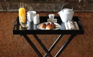 Craster_black folding tray