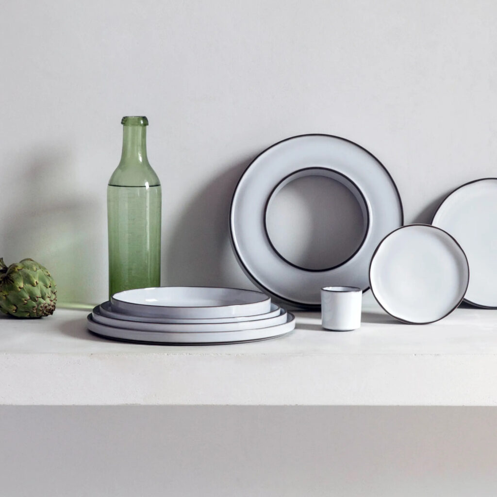 Revol Caractere White
