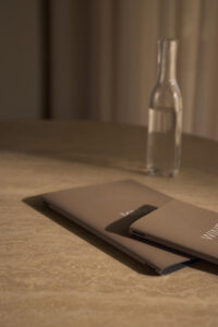 Lind DNA- menu holders